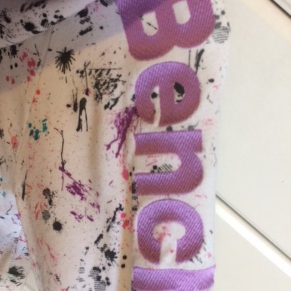 Bench Hoodie - Picture 4 of 5